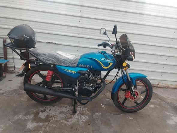 دراجة سونلنك. ماكس   بدون ما امدح الدراجة دراجة طالعة من الرمبة صارلهة ٣ اسابيع ماشية بس ٧٠٠ استخدام شخصي.  اخذتهة ب مليون ومية  متعرف ب اسعارهن لتراسلني  
للاستفسار.  راسلني واتساب *********** 
او راسلني ماسنجر 
( مستعجل كلش ع بيعتهة)
