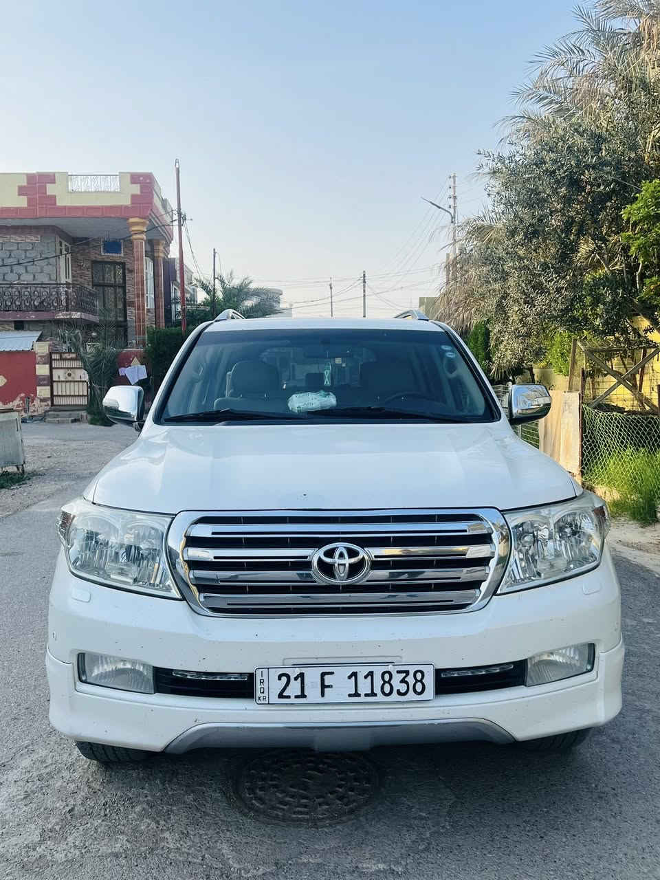 لاندكروز 2011 
ستينيه اصل كفاله عامه 
ماعدا اصبعين تكحيل بنيد 
وباقي كفاله عامه 
سياره كارتون مكينه كير وضع شركه 
ممشى 250 الف كيلو 
تخم تاير حداده كله جديد
رقم سليمانيه شرط تحويل 
سياره فول موصفات GXR
سعر سياره كلش مناسب 215$ وبي مجال كلش بسيط 
مكان سياره ديالى 
والإتصال
***********
***********
