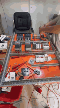 #كهربائي منازل #⚡❤ جميع البوردات و ATS
فني تأسيس شبكات الكهرباء  . وإنارة الجبس ..
  وسحب اسلاك     ....  صيانه...
ولجميع أعمال الكهرباء ..
لـ منازل 🏡،محلات🏢 ،صالات🏛 ،استراحات ⛱🏖 وغيرها..
خدمة من الصفر الى التشطيب💡🔌🏠
والخدمة نظيفة وسليمة وبسعر متناول للجميع ✅
تنصيب الطاقه الشمسية
عمل منضومة الحريق 
عمل منضومة الكامرات
المكان الديوانية
زيوني الكرعاوي ***********
