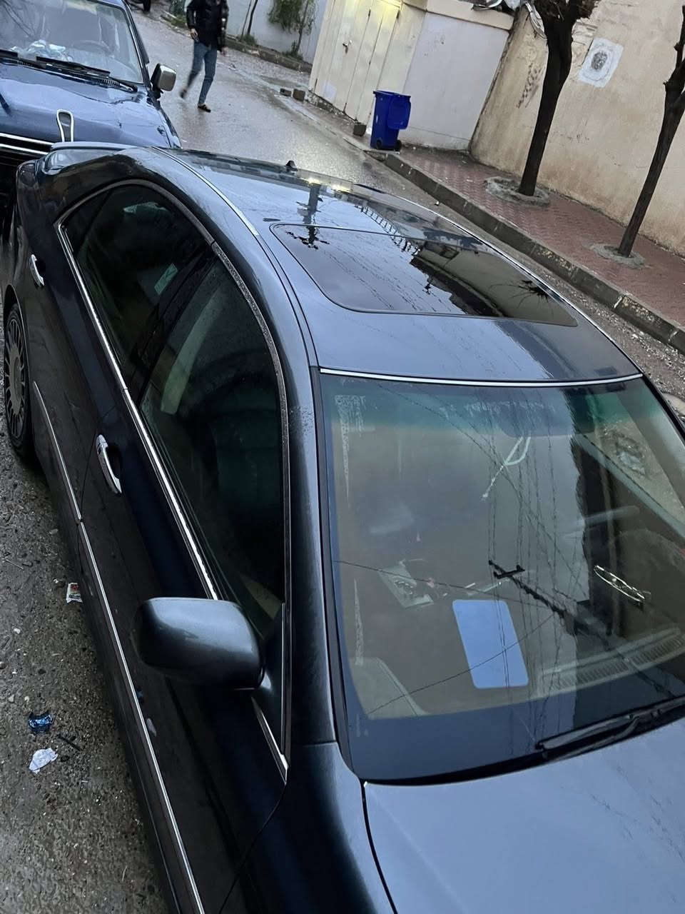 سڵاو لەهەمو هاوڕێیان
سەرەتا بەناوی خوا ماشەڵا لەماڵی هەمو لایەک ئەم گوڵە بۆفرۆشتن  ماشەڵا نمونەی هەمو عێراق بیلاد جیمەن تۆی  قەترە بۆیاخی نیە شوێن موسەکانی نەبێ  سەیارەکە فولە فول فولە هەرجی تۆمواسەفات بڵەی تیایەتی  ٥دوگمەیە سڵایتە ڕادارە  چڵدە هیتەرە  ئێتر فولە 
دارو بەردی بەشەرت   دەعامی بۆدەعامی بەشەرت 
نرخ٧٠کەڵا کەمێک معامەلە  
شوێن تاسڵوجە سلێمانی 
***********
