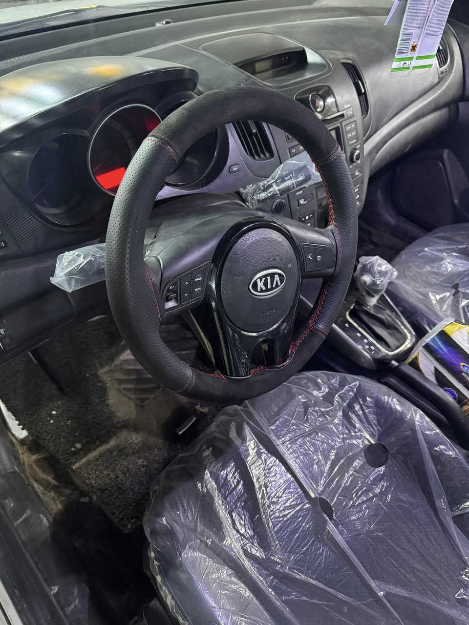 سلام عليكم سيراتو موديل 2012 السعر 89 مكاني نجف مجدده 2031 موبايل *********** ***********
