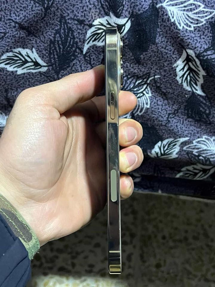 ايفون 13برو ماكس 
بطاريه 95
ذاكره 256
ما يعبر هوا 
ما مفتوح شرط 

***********
