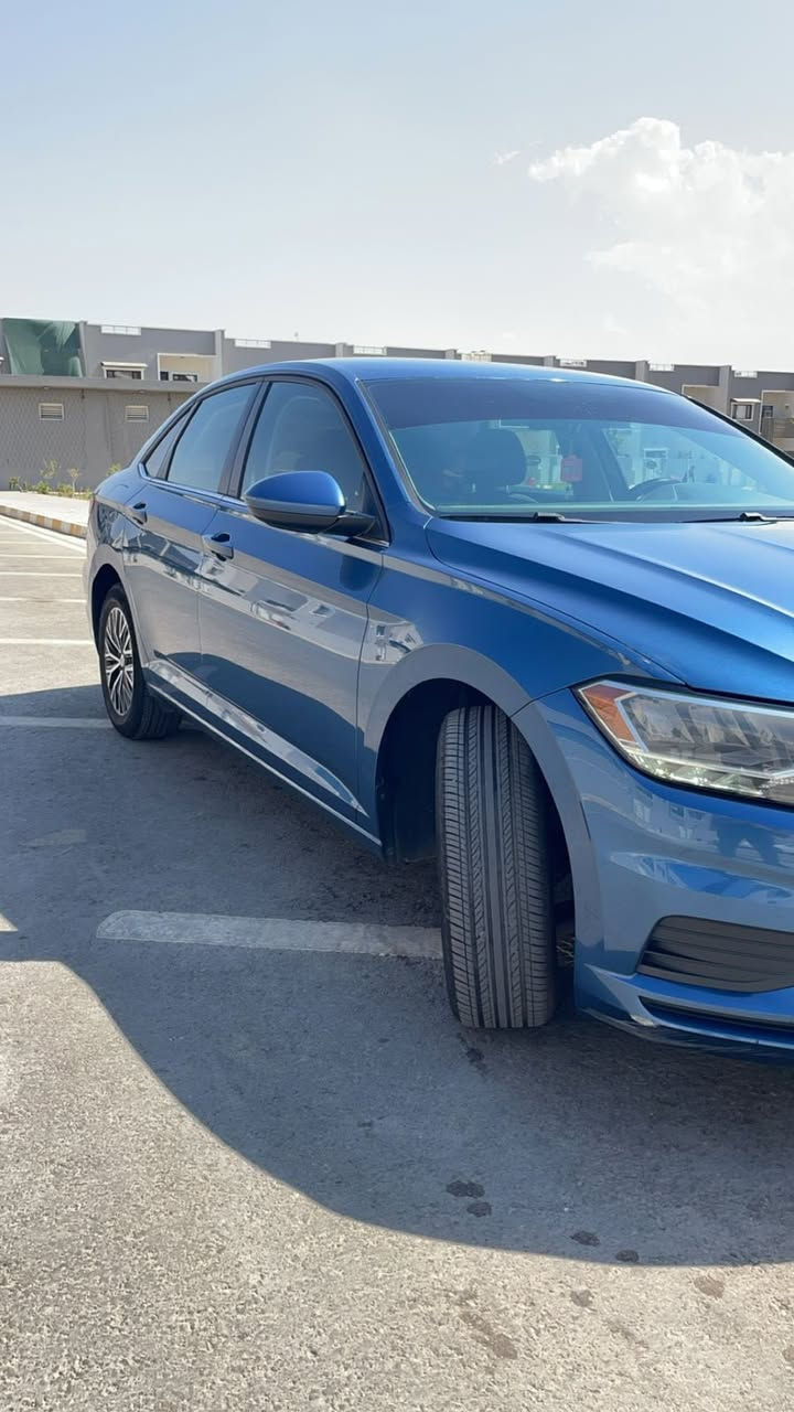 السلام عليكم
للبيع جيتا 2021

مواصفات S

بدون صبغ

بدون معجون

جميع الايرباكات سليمة

بجم كبس فقط كلير وبارد ثلاث قطع الخلفية موضحة بالصور

صور الضرر ورقم الشاصي باخر صورة

السعر 153 

***********
