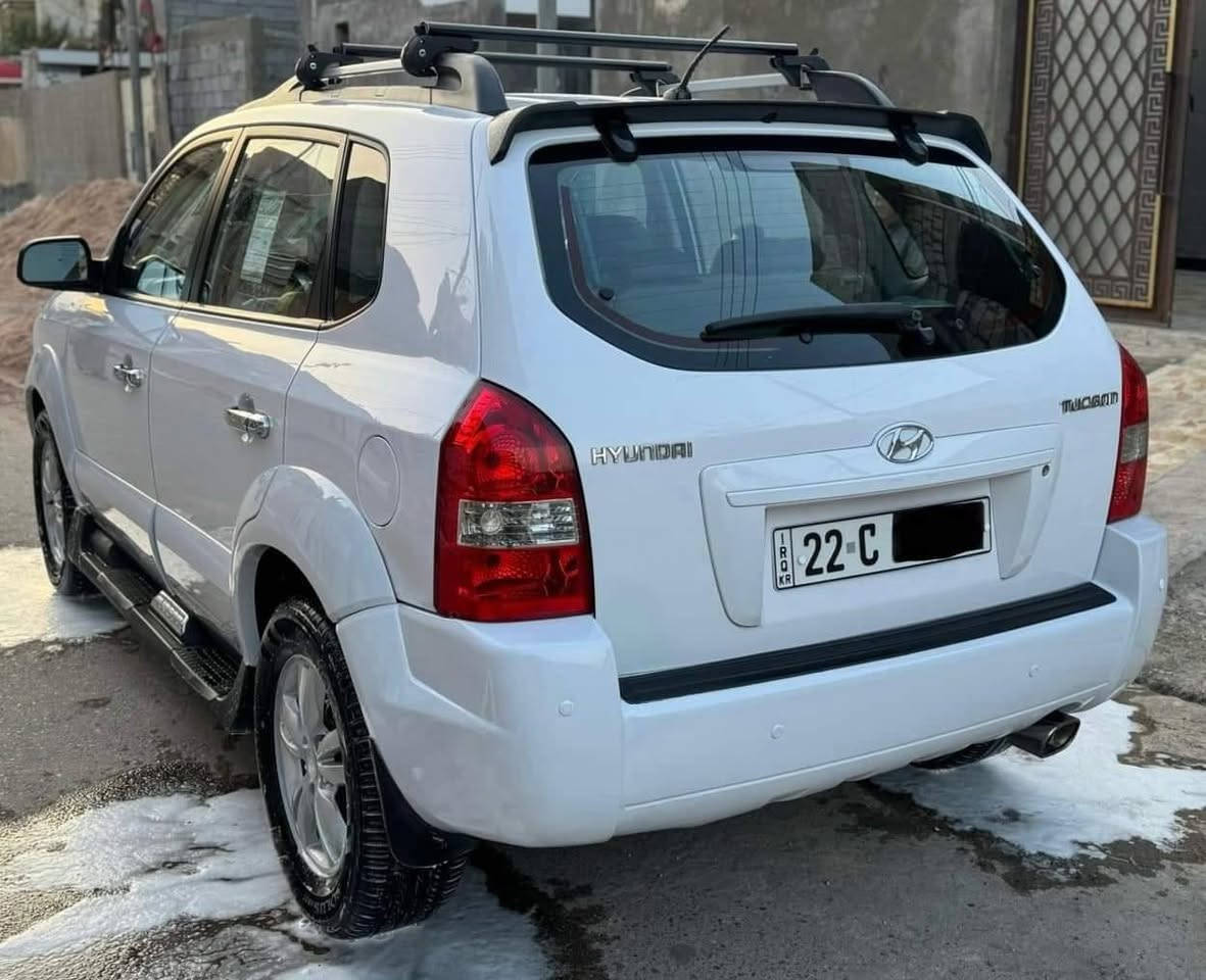 سلام عليكم توسان2009 خليجي
كفاله عامه 
مكينه 2000 جديده شرط
كير جديد
 حداديه جديده شرط
دواخل جددد علئ وضع شركه
تبريد. ثلجج 🥶 
 وتدفئه شغالات 
رقم انكليزي شمالي تحويل ثاني يوم  بسمي
السياره  مابيهة نقوصات 
السعر125) الشراي يتصل مكاني الديوانيه قضاء الشاميه 
 ***********
