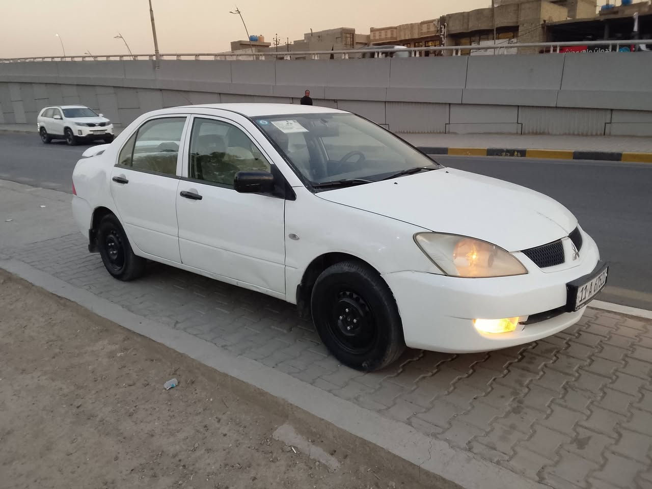 شباب لا نسر موديل 2008 مكينه وكير وتبريد وسدر امامي وخلفي جديد بيها صبغ اربع قطع بدون دواخل سنويه ورقام جدد تحويل مباشر مكاني بغداد شارع الكفاح قرب كراج النهضة ملاحضه خاص ماجاوب وتساب مفتوح السعر 63 وبيها مجال ***********.     ***********
