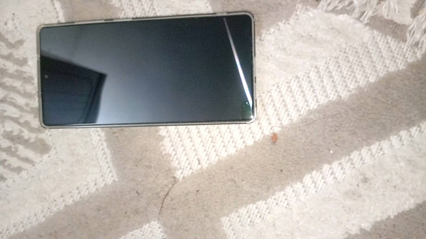 
شنو موديل الجهاز بالضبط؟: 
كلاكسي اس ٢٥ الترا 
كم الذاكرة الداخلية؟: 
٢٥٦
هل الجهاز مفتوح لكل الشبكات؟: 
نعم
هل الجهاز بي أي عيوب أو مشاكل؟: 
جهاز صار ٥ ايام من مفتوح من الكارتونة بعدة بضمان الوكالة 