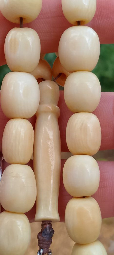 رمضان كريم عليكم بالخير واليمن والبركات 💚 
مسبحة عاج ناب الفيل انتيك شغل يدوي مبصمة عدد الحبات٣٣حبة  وزن صافي ٥٢غرام محلاية باربع فواصل مرجان وشرابة فصة حلبي 💚💚💚


**إذا كنت صاحب هذا الإعلان وتريد حذفه لأي سبب، رجاءا أرسل رسالة إلى الدعم الفني**