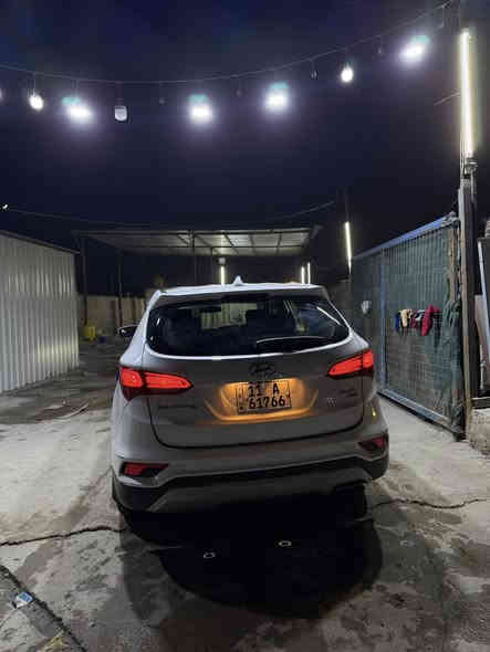 سلام عليكم سنتافي مديل 17 وارد امريكي ضربتها جاملغ وبند بدون دواخل ماشيه ٨٥ ميل سعرها 155 وبيها مجال قليل رقم الهاتف ***********
