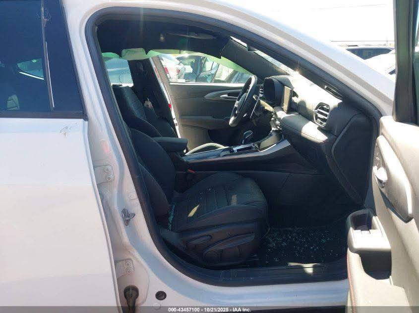 دوج هورنت ٢٠٢٤ هايبرد حاليا بعمان ب75 ورقة 
السيارة تشتغل وتمشي 
للتواصل ***********
