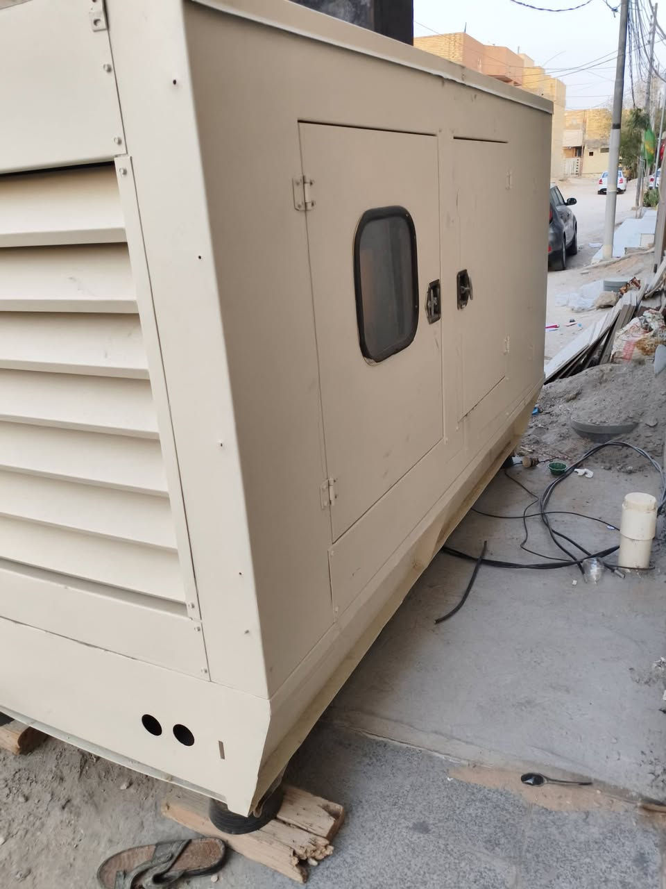 السلام عليكم عندي مولد لبيع بيركز نكليزي 3بستم حجم 105راس توليد 33كيفي كاتم مولده  جديده بلادي مامفتوح عله شركه عنوان بغداد ابوغريب ***********
