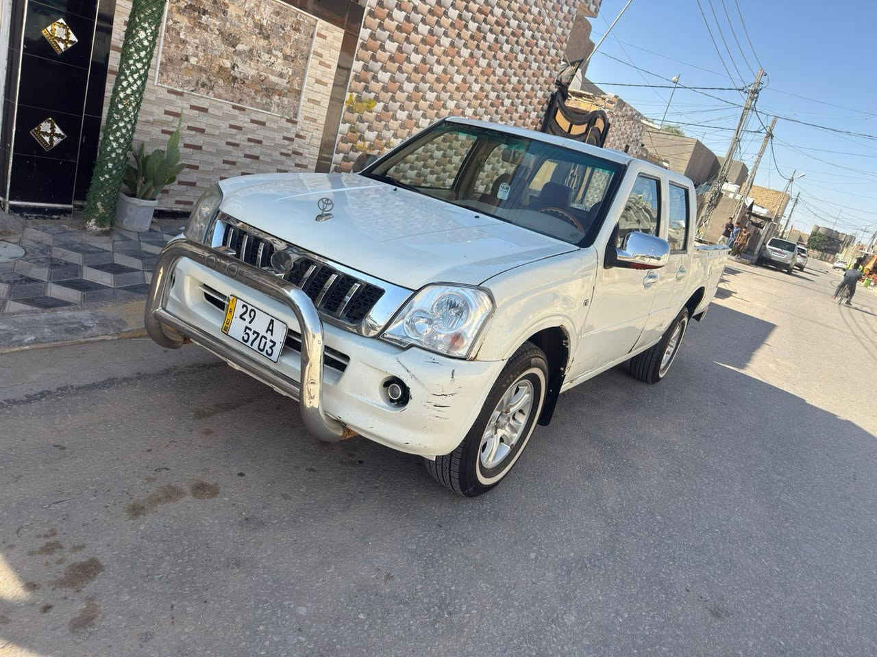 السلام عليكم بيكب صيني موديل 2006 مكينة أو كير فيفيتي 3000 رقم انگليزي باأسمي ***********
