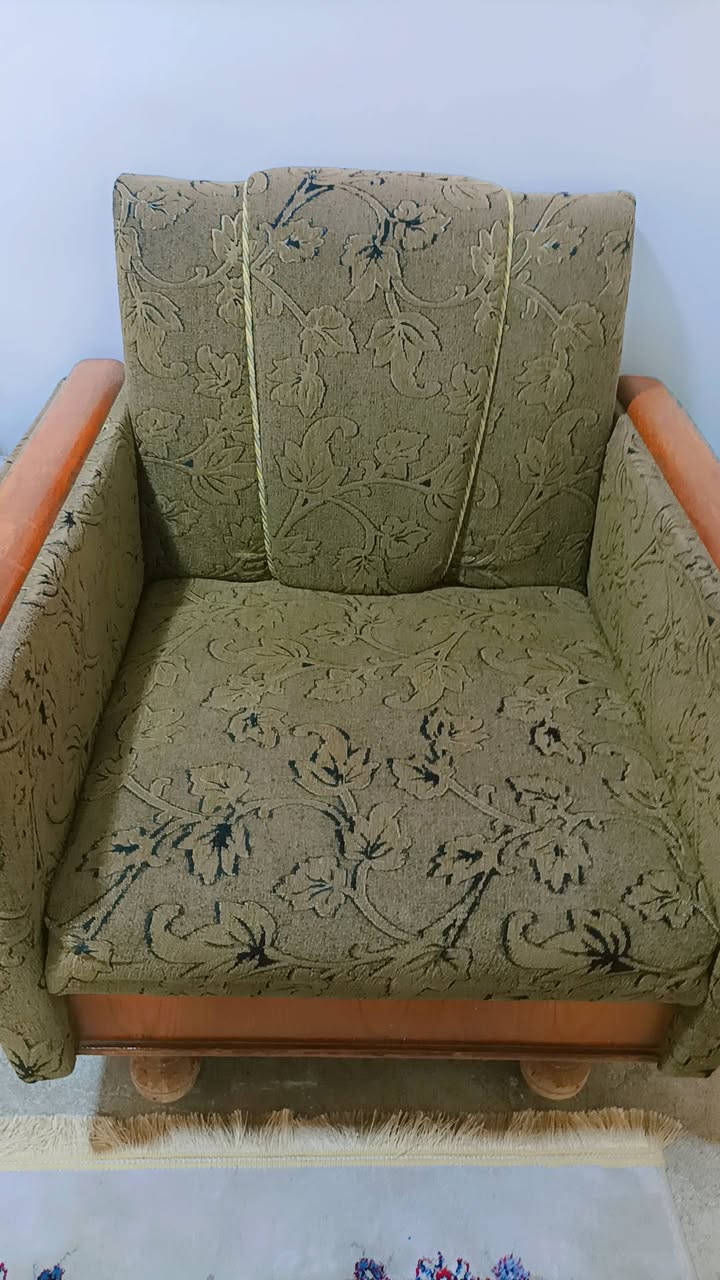 تخم.للبيع.خشب.صاج.***********
