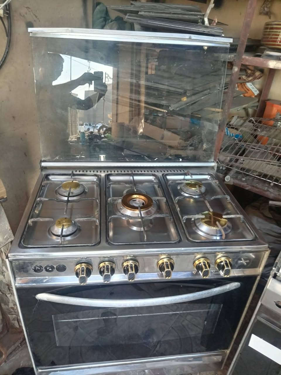 تم تجهيز طباخ  مصري للبيع
الي يريده يطب خاص او ينتصل   ‏‪0781 691 9519‬‏
