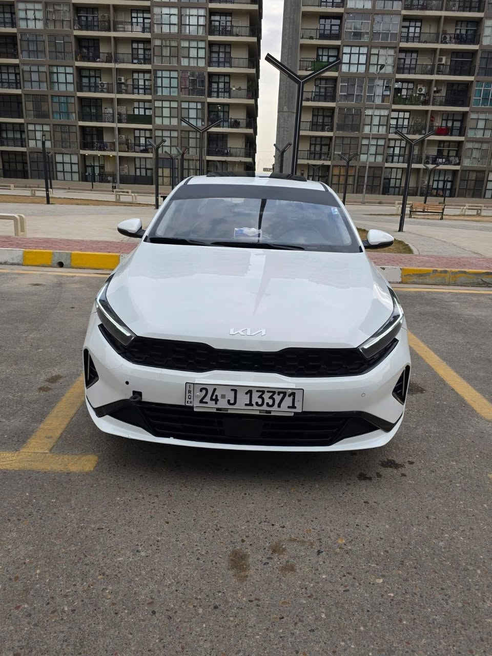 K 3 للبيع فقط
موديل ٢٤ ماشيه ٥٢ مكفوله كفاله عامه بس تصليح بسيط بالدعاميه الاماميه ومامبين فول مواصفات للاخير رقم دهوك بأسمي شرط التحويل مكاني بغداد الكرخ 
***********
بيع مستعجل بغداد, العراق
