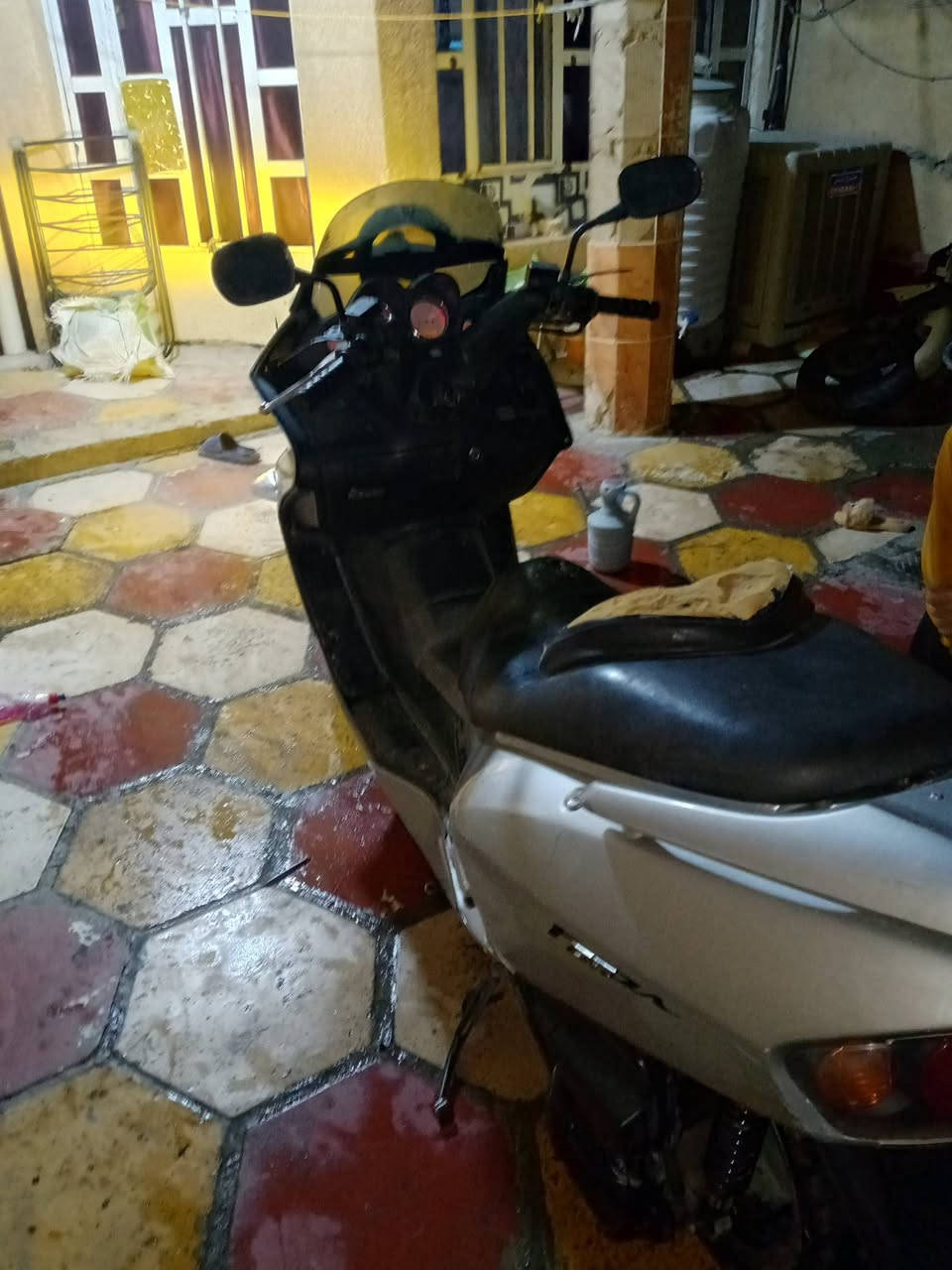 سلام عليكم من رخصت الادمن فوزسه 0.6شغاله بيه بس كلج امامي تبان 550وبيه مجال قليل وستفسار أكثر عله هاذه رقم ***********
