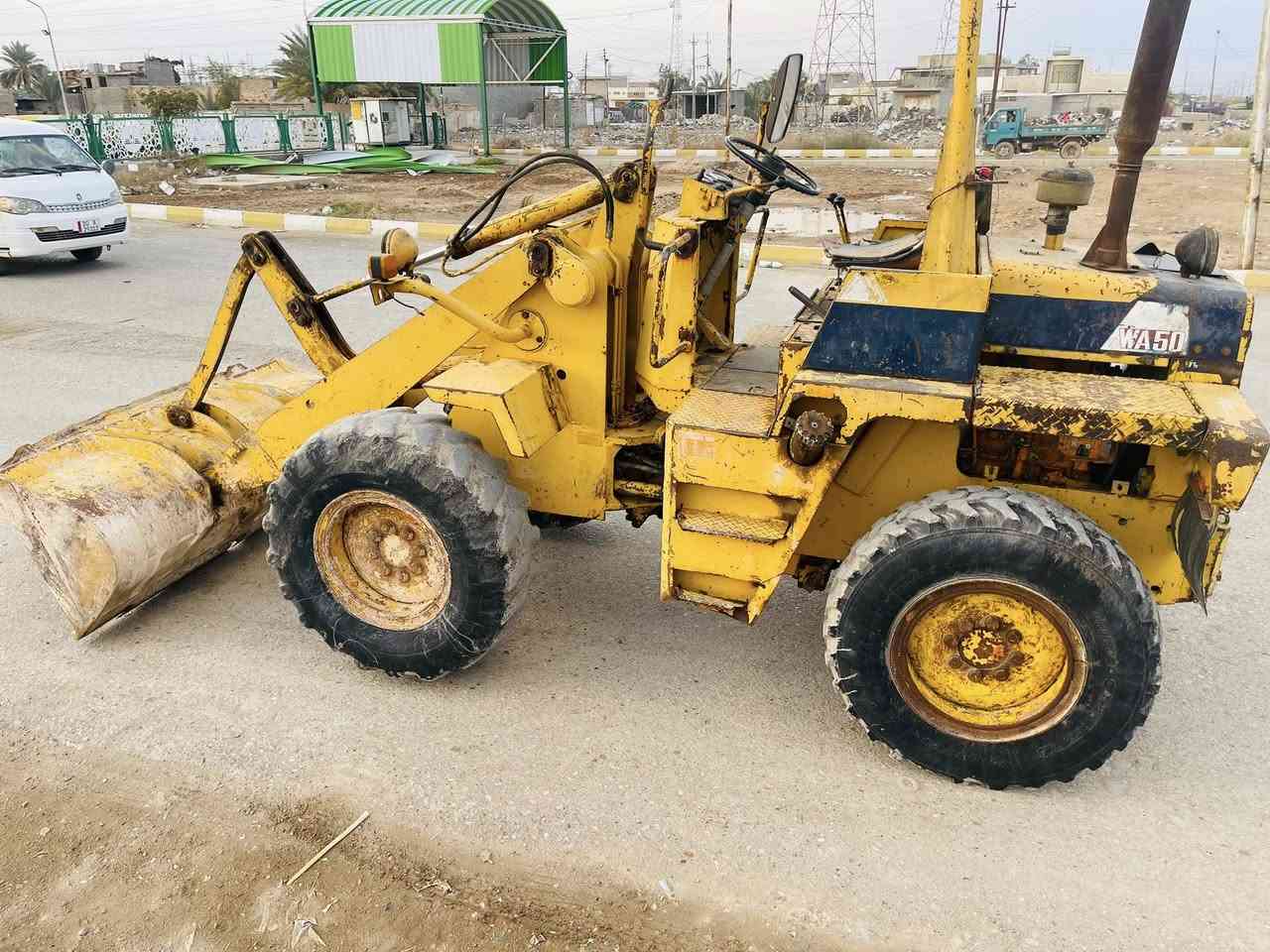 سلام عليكم شفل للبيع كوماتسو حجم (50) رقم وسنويه بابل الماني تحويل ثاني يوم كير ومكينه ودفع ورفع خير من الله مكفول شفل جاهز كبل لشغل مكاني بغداد سعر (75) وبي مجال لشراي 
رقم (***********)
