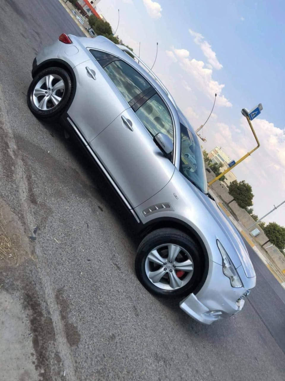 سلام عليكم انفنتي 2009 fx35 خليجي السياره كفاله فقط دعاميات مصبوغه كهربائيات تبريد ثلج حداديه جديده مكينه 3500سته سلندر كير مكينه نضيفات رقم انجليزي اربيل بأسمي السياره جاهزه ماتخسر عليهه ربع دينار مقاعد خزن ميموري دواخل نضيفه السعر 114بيهه مجال شراي اتصل على الرقم***********
