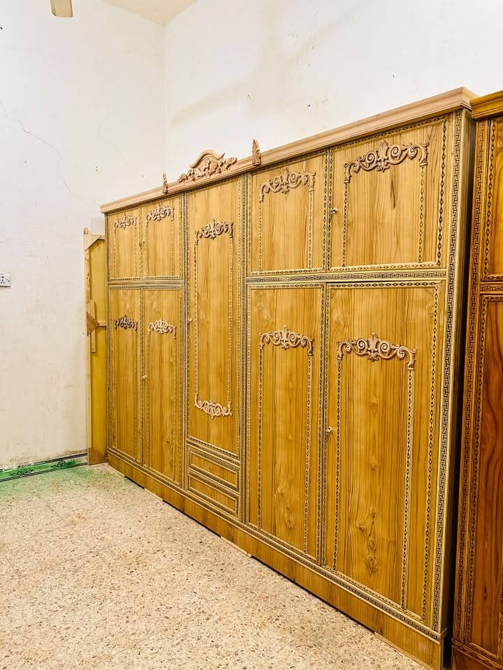 متوفر كناتير وغرف نوم وبوفيات حسب الطلب  قلعه سكر حي المعلمين ***********
