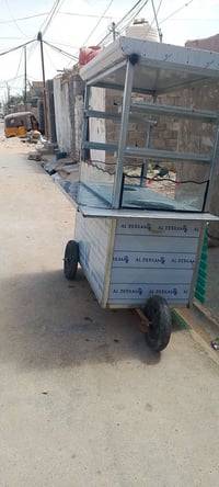 عربانة للبيع سعر ٣٠٠ تفصال مدينت الصدر الستفسار على الواتساب 077145460...
