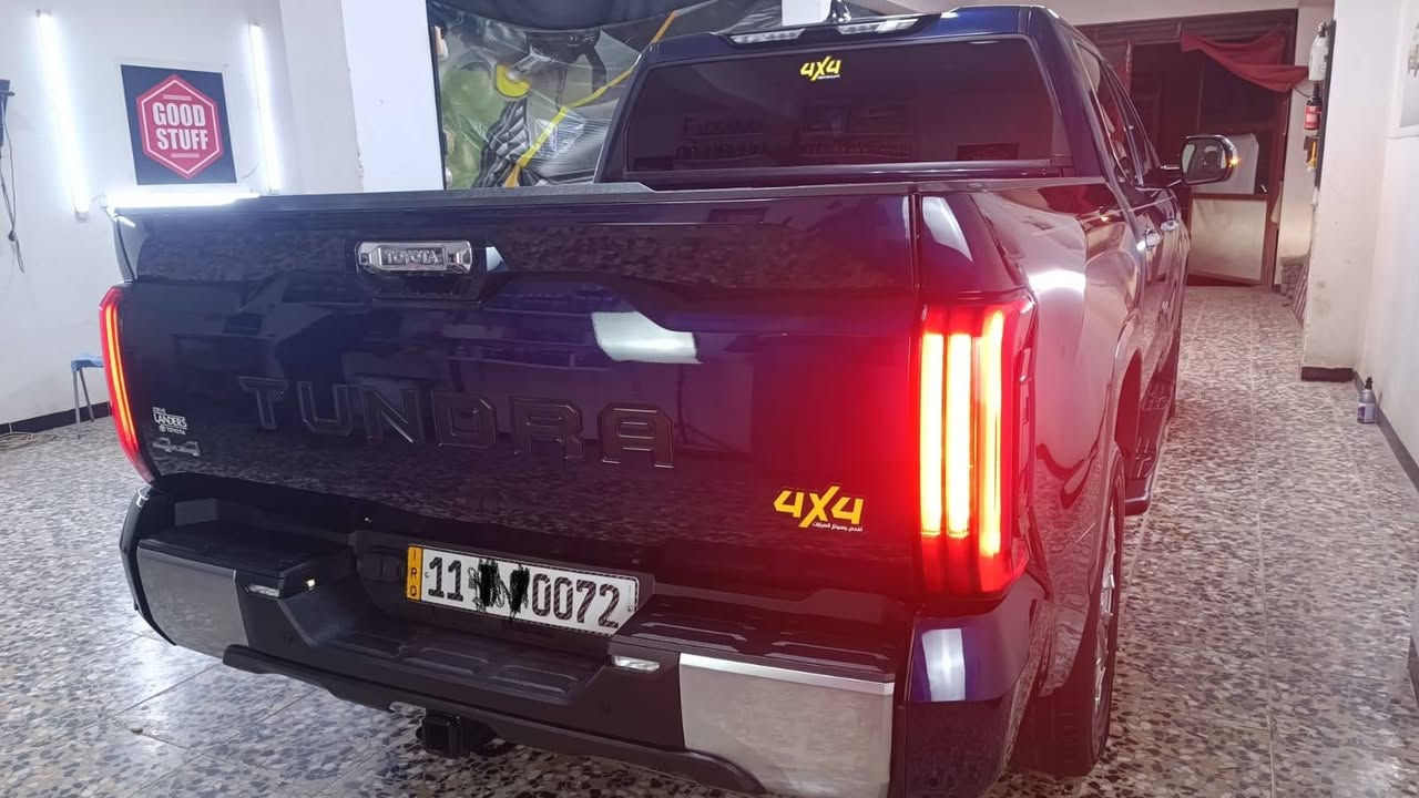 للبيع أو المراوس — Toyota Tundra Hybrid Limited 2022 🔥
ماشيّة 46,000 ميل فقط • وارد (اذكر المصدر)

🚀 المواصفات:

محرك هايبرد Twin-Turbo V6 قوي واقتصادي

فئة Limited

شاشة كبيرة

كاميرا خلفية فقط

تبريد وتسخين مقاعد

تشغيل بصمة + دخول ذكي

سنسرات خلفي

جلد كامل

دفع رباعي 4x4

تواير بحالة جيدة

✨ الحالة:
السيارة نظيفة ميكانيكياً وكلشي بيها شغّال،
وملاحظة مهمة: توجد صور للحادث (أضرار في الواجهة والجهة الجانبية موضحة بالصور المرفقة).

💸 السعر: 41,800 دولار
🔄 مراوس: حسب الاتفاق على سيارات صالون / SUV / بيك أب مع دفع فرق.

📞 للتواصل:
*********** كربلاء, العراق
