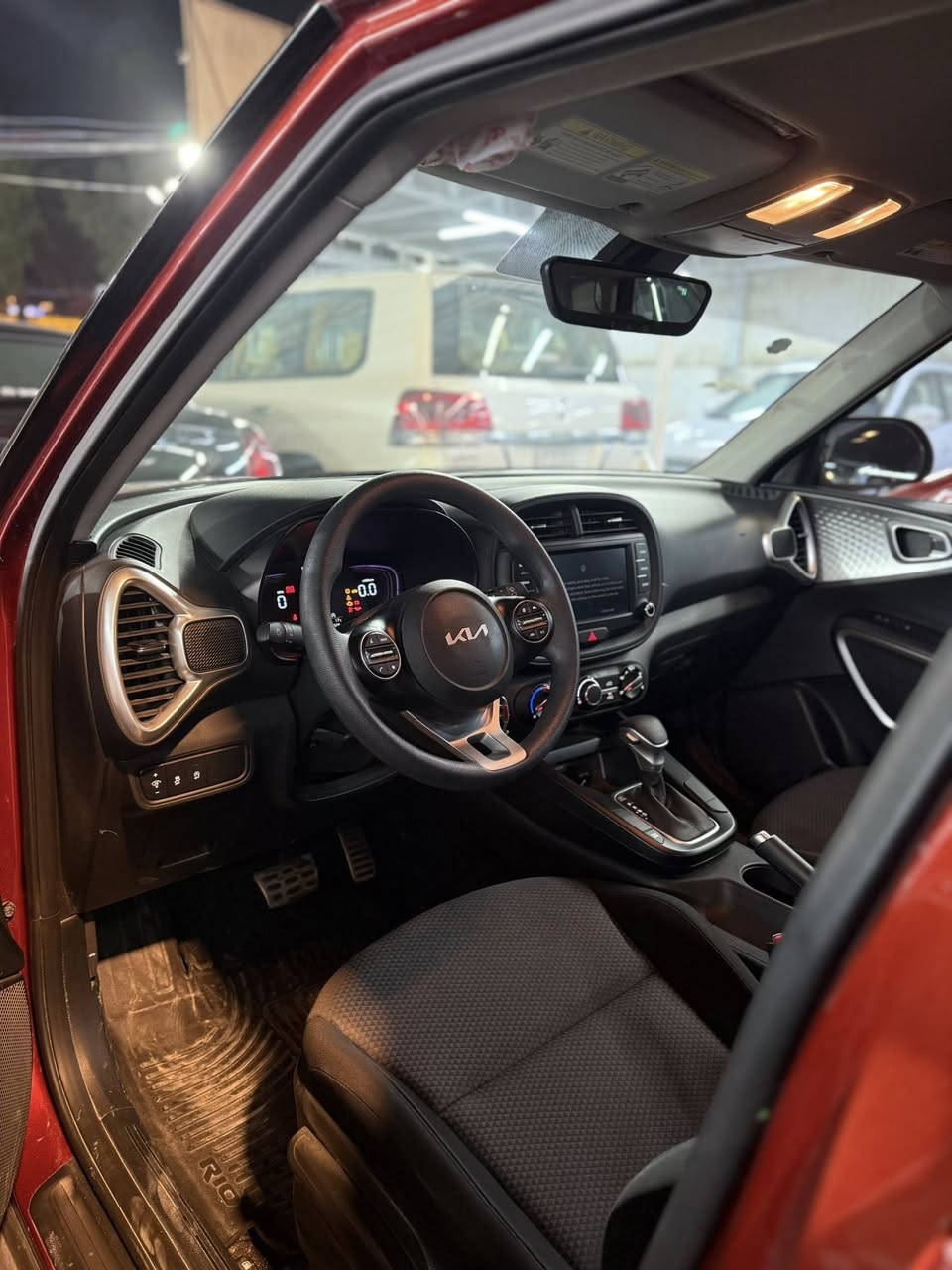 كيا سول 2025
مكينه 2000

حادثها جاملغ عكس السائق

نفسه مصلح بارد 

بدون رقم 

مواصفات LX

ماشية 11الف ميل

السعر 160وبي مجال

مكان السياره الحله شارع 40

شركة بريق الأتحاد لتجارة السيارات

للتواصل***********
