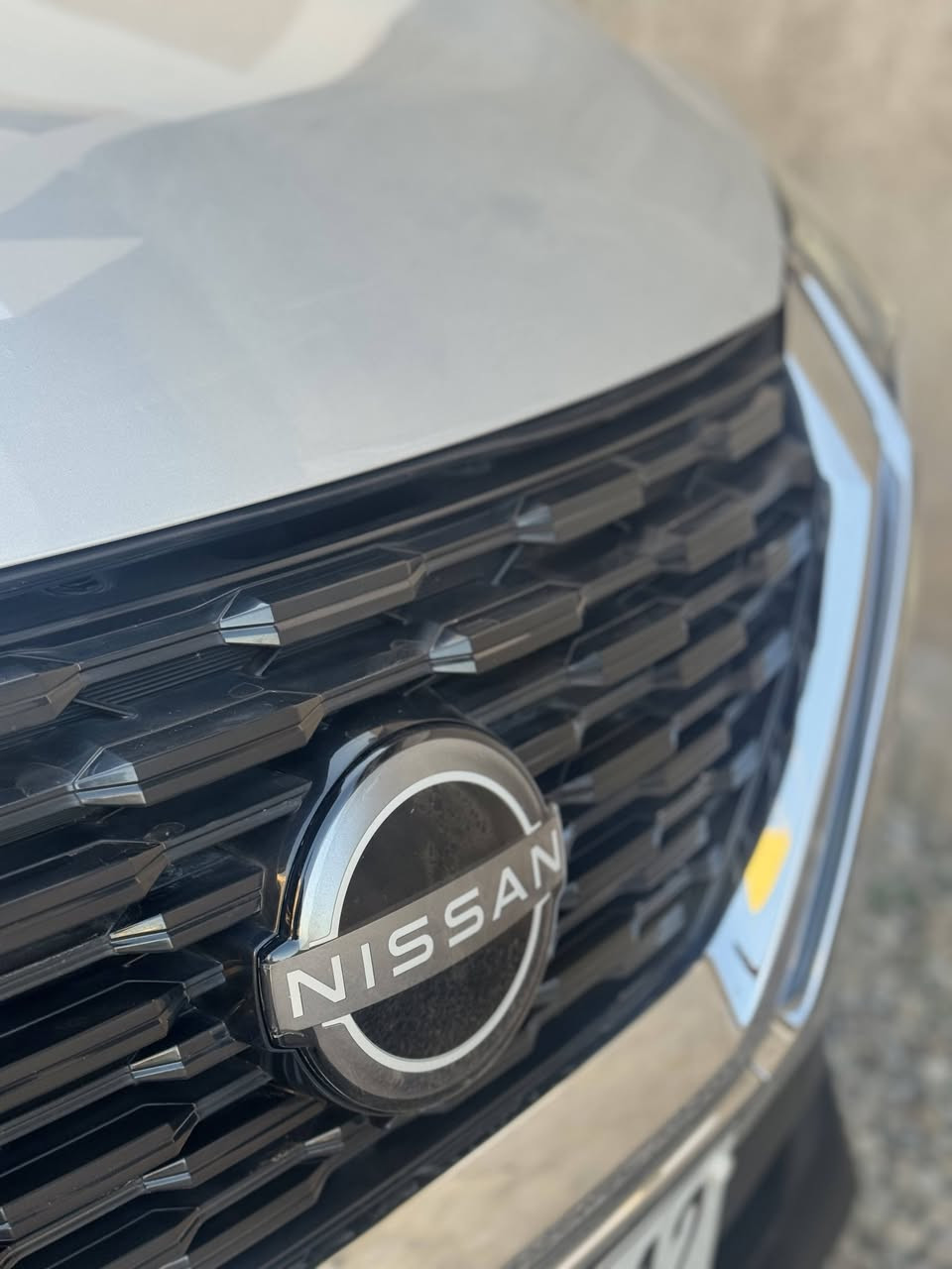 NISSAN ROUGE 2024 SV
بۆفرۆشتن. 🇯🇵. للبیع 

نیسان. رۆگ مۆدیل 2024 SV
سەیارەکە 6هەزار. حەقیقی رۆشتوە 

تەنها. چە مەلوغی سایەق بۆ یاخە. بی ناو گرتن 

دوو سویچی بیلادە گاعی شەریکە 
نمونە لە جوانی.  
٣ بستۆن. تۆربۆ 
دەبڵ ئەکسل. ٥ جۆر مۆدی لێخوری نی هەیە

بۆ گۆڕینەوە بە ئاڵتیما شکڵ تازە✅

ژمارەی خاوەن سەیارە :☎️
***********
رەقەم شانسی (5N1BT3BBXPC908766)
