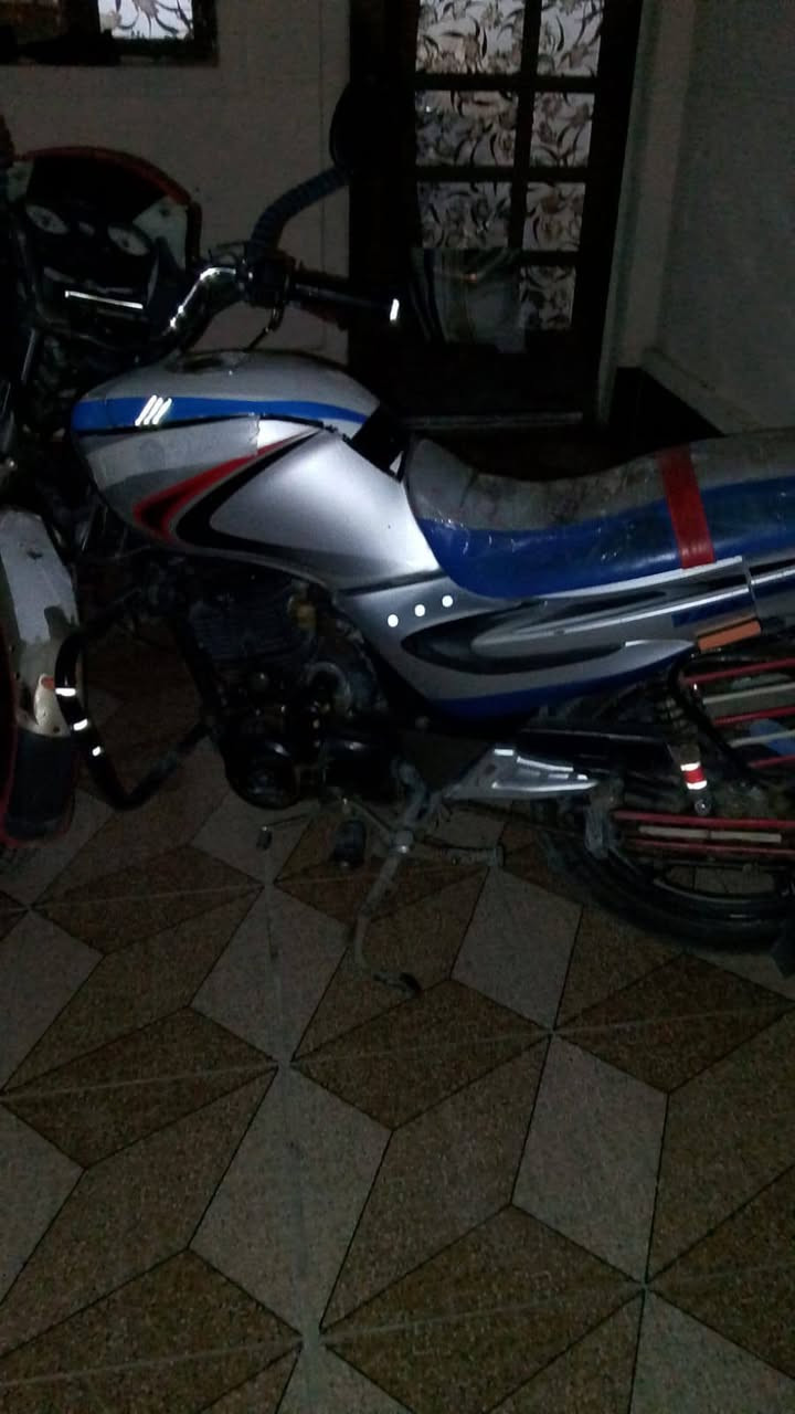 سلام عليكم سايم مسجل موديل 17 نضيف فول كهربائيات شغاال كامل سعره 900 بي مجال
***********
