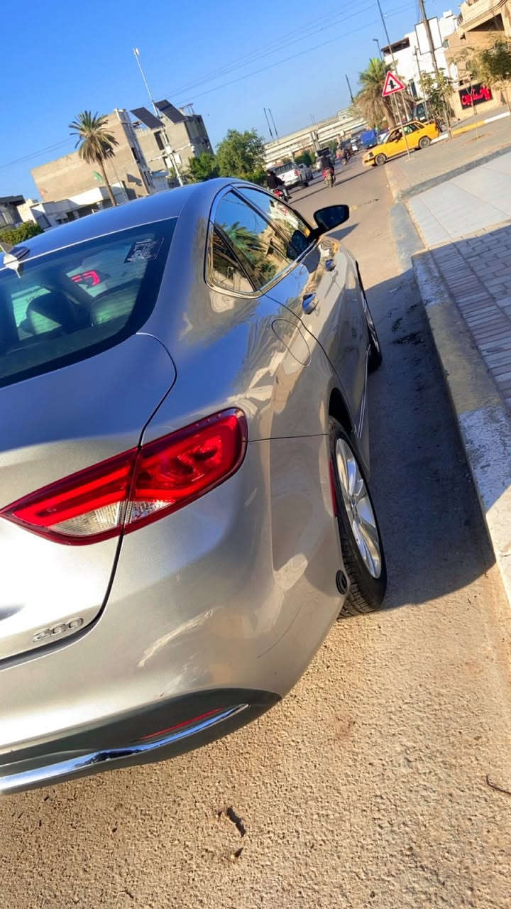 وينة الي يدور نضيف وگلين وماكو اختها هيج نضافة 😌

السلام عليكم للبيع فقط 
سي 200
موديل 2016  
مكينة 2400 
مكينة كير بلادي ممفتوح 
شاشة كبيرة 
ادامة عل سيارة كاملة 
ولا كلوب مشتغل بل دشبول 

((كلين بدون حادث بدون صبغ))

سيارة كلها بلادية مملعوب بيها 
منضومة غاز 
كشن كهرباء سايق والسكن 
غرفتها كلش حلوة 98‎%‎ نضافتها 
برمجة حماوة 95-85 ثابتة 
باتري جديد 
عبوة بانزين جديدة 
تبريد وية السويج ثلج ماشاء الله 
هزة بشهر الواحد سنوية بأسمي 
ماشية187 كيلو 
سيارة كاملة مكملة برغي مابيها نقص 
وبقية المواصفات معروفة 
السيارة بلادية مملعوب بيها 
كهربائيات كلها بلادي مملعوب بي 

ملاحظة بسيطة الصور بدون اي فلتر او تعديل و
بيها قطعتين بارد بسيطات بل جاملغ بس مو كل جاملغ 
مكان السيارة بغداد شارع فلسطين 
اللسعر 112 $$ وبيها مجال ان شاءالله 
***********
