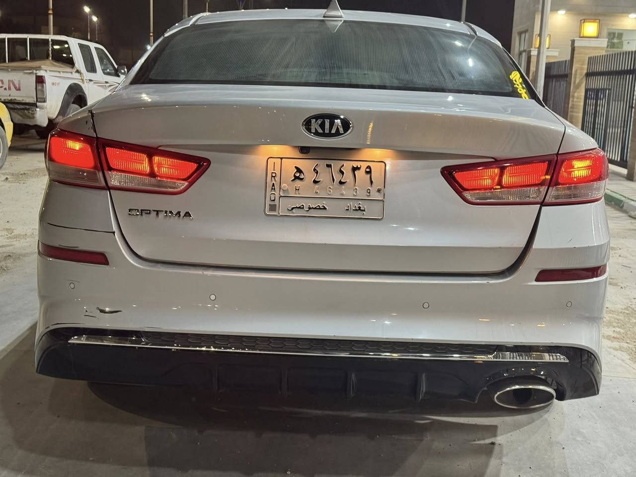 سلام عليكم اوبتيمه مديل 19 أمريكي محرك 2400 كير مكينه حداديه تخم تاير كل جديد  ماشيه 106 كفاله عد البنيد صبغ والباقي كفاله  رقم بغداد بسمي حره ثاني يوم مداور مكان السماوه السعر 138 البيع فقط ***********
