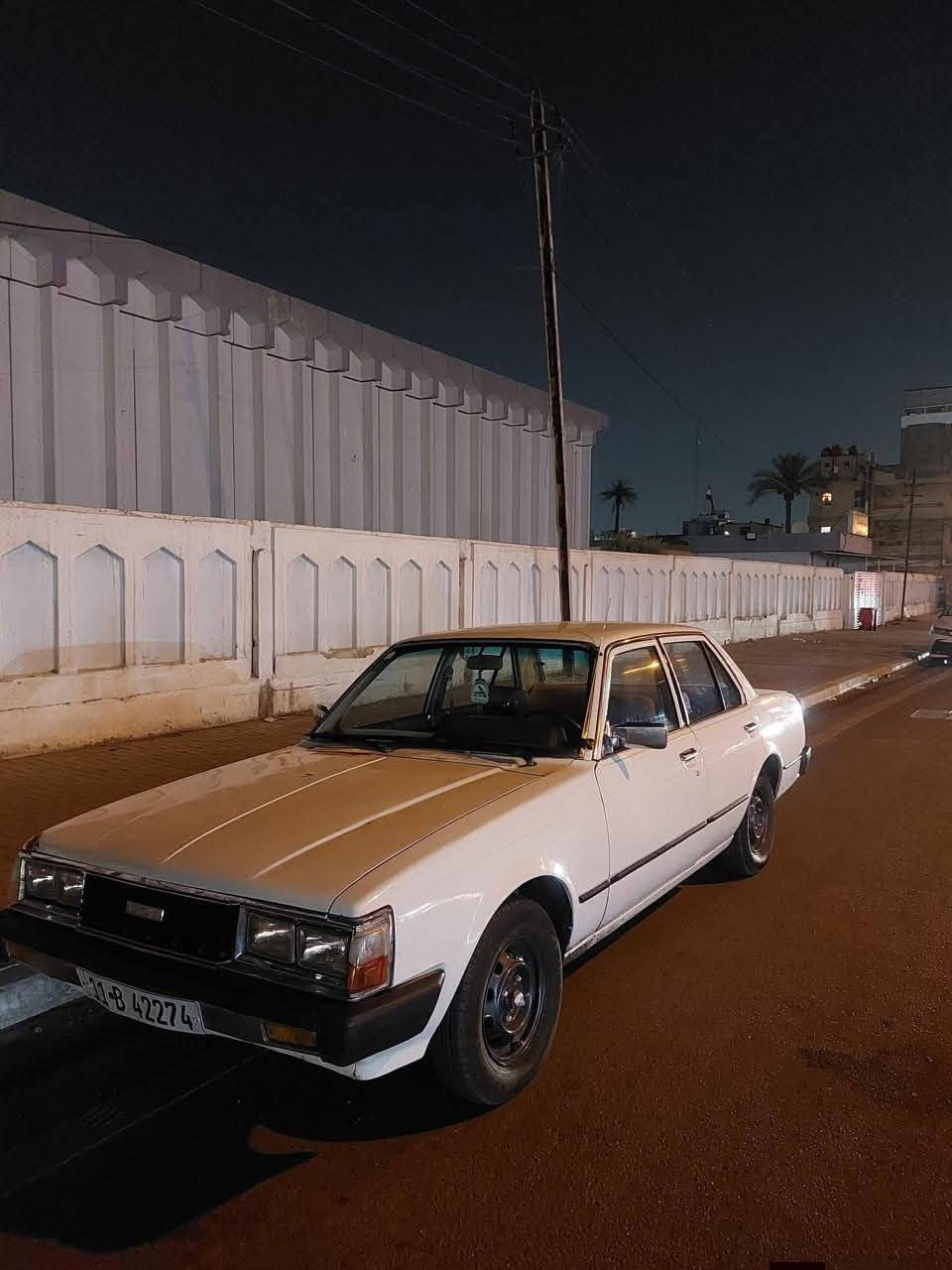 السلام عليكم اكرونه للبيع موديل 81 السياره خير من الله كير ومحرك. صدر نفض جديد وتبريد مناقصها شي رقم جديد  والسياره كلش نضيفه كيرها اوتماتيك مو عادي السعر 400
مكاني بغداد ابوغريب
التحويل ثاني يوم وهذا رقمي ***********
