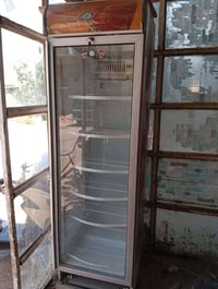 عارضات براد • مجمدة • ٣٠ رف