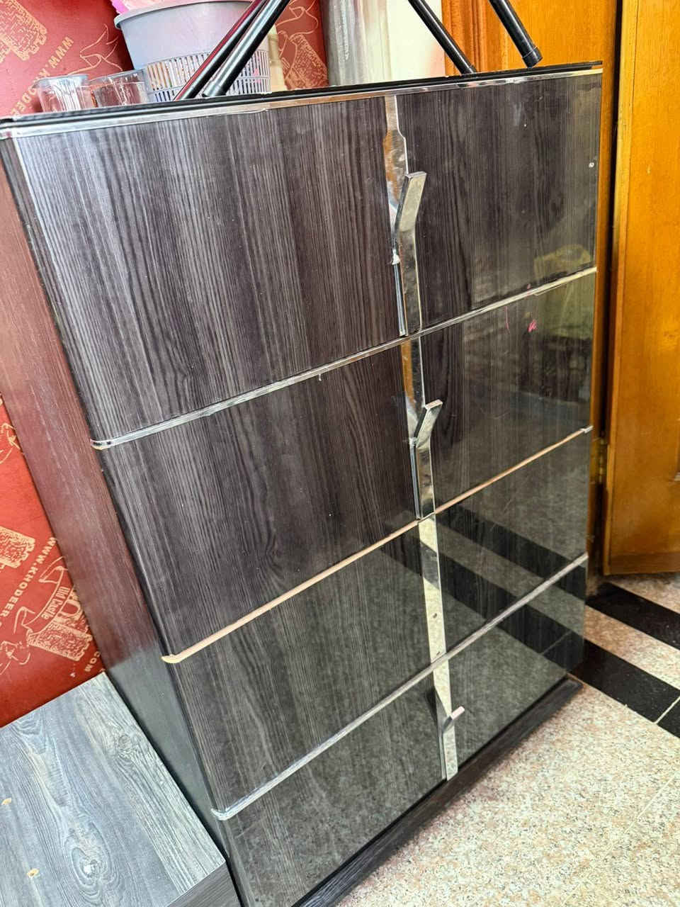 غرفة نوم مستعمله 7 قطع تركي باب اول  سعر 700
بغداد 7 ابكار
***********
