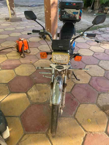 السلام عليكم شباب عدي نامه 19معمره 23 نضيفه سعر 400و50وبيهه مجال بغداد الراشديه قرب الحسينيه ول شراي يدلل متواجد فيس +هاذ رقمي***********
