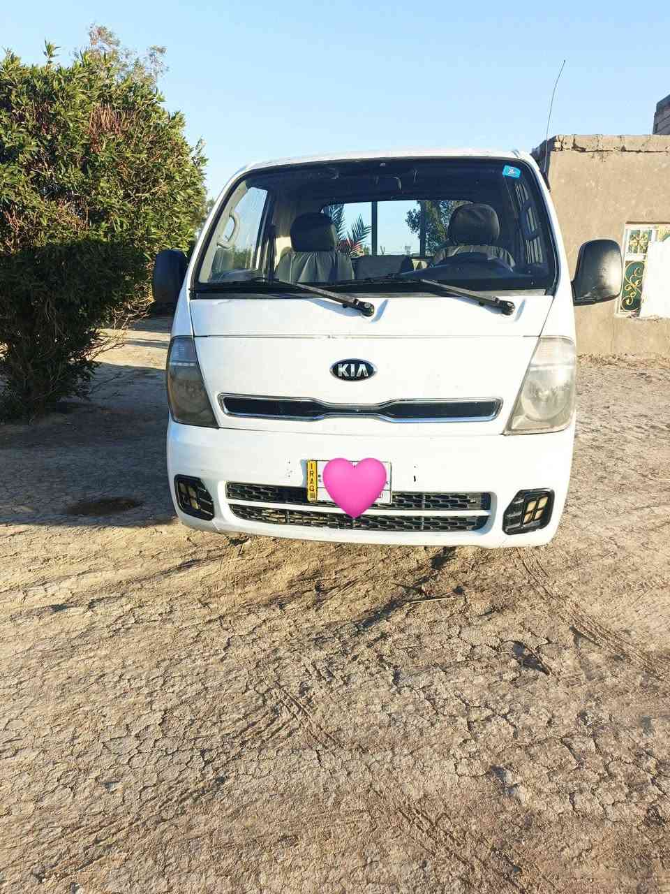 سيارة كيه حمل للبيع 2016 رقم قادسيه مكفولة سنويه 2028 محرك كير اكسن تبريد ثلج على سويج حداديه خير من الله تخم تايرات كهربائيات كله شغاله شاصي كفاله سياره جاهزة كبل لشارع مكان بابل شراي يتصل لاثير أبيه واتساب *********** ولاسيا***********
