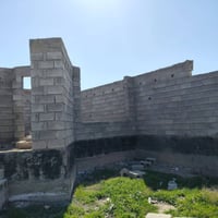 هيكل • ٣٠٠م • اللكمانية