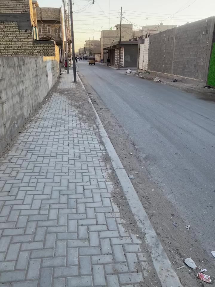 سلام عليكم.  قطت أ رض لبيع  مساحه  65   عنوان   بغداد  بل سفير. شارع عشرين   عله شارع لعام      تفاصيل كثر داخل  فيديو  ما متواجد عالفيس       تفاصيل اكثر اتصال  ***********
