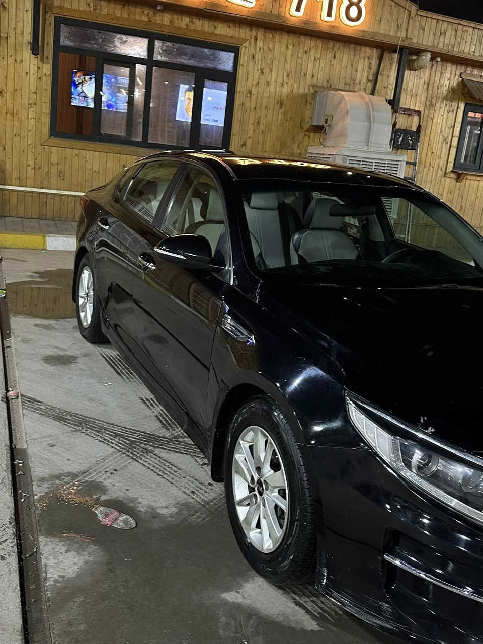 السلام عليكم اوبتما 2016
شكل ال18 موصفات الFe
مكينه 2400GDi
كير ايتي ست نمر 
مكينه كير مكفول 
سيارة جاهزة
رقم بغداد شبه مميز 
داخل دوشمه جلد عمل 
موصفات عادية
لايت عدسات جديدة شادهن سعرهن 500الف 
هزة الشهر 7 مساقطة 
سنوية مساقطة 
بيها تبديل بنيد 
وصبغ جاملغين امامي
سونار مرفق بل منشور 
سعر السيارة 125$
مكان السيارة بغداد الزعفرانية 
رقمي ***********
ممتواجد على الفيس شراي اتصل وتشلع عيوني
