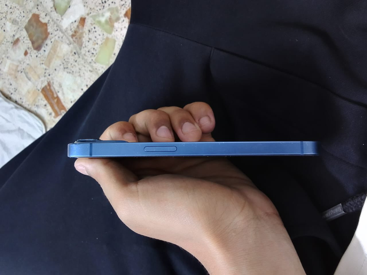سلام عليكم عندي هذا التليفون 13 عادي مبدل بطاريه اصليه وكاله مابي كسر بس هذا الي ضاهر كدامكم    ماعندي بي سعر اريد  عندك سعر دز خاص ارواسه ب 13 برو ماكس لو 12 برو ماكس  وانطي فرق مني  عنواني بغداد الزعفرانيه ***********
