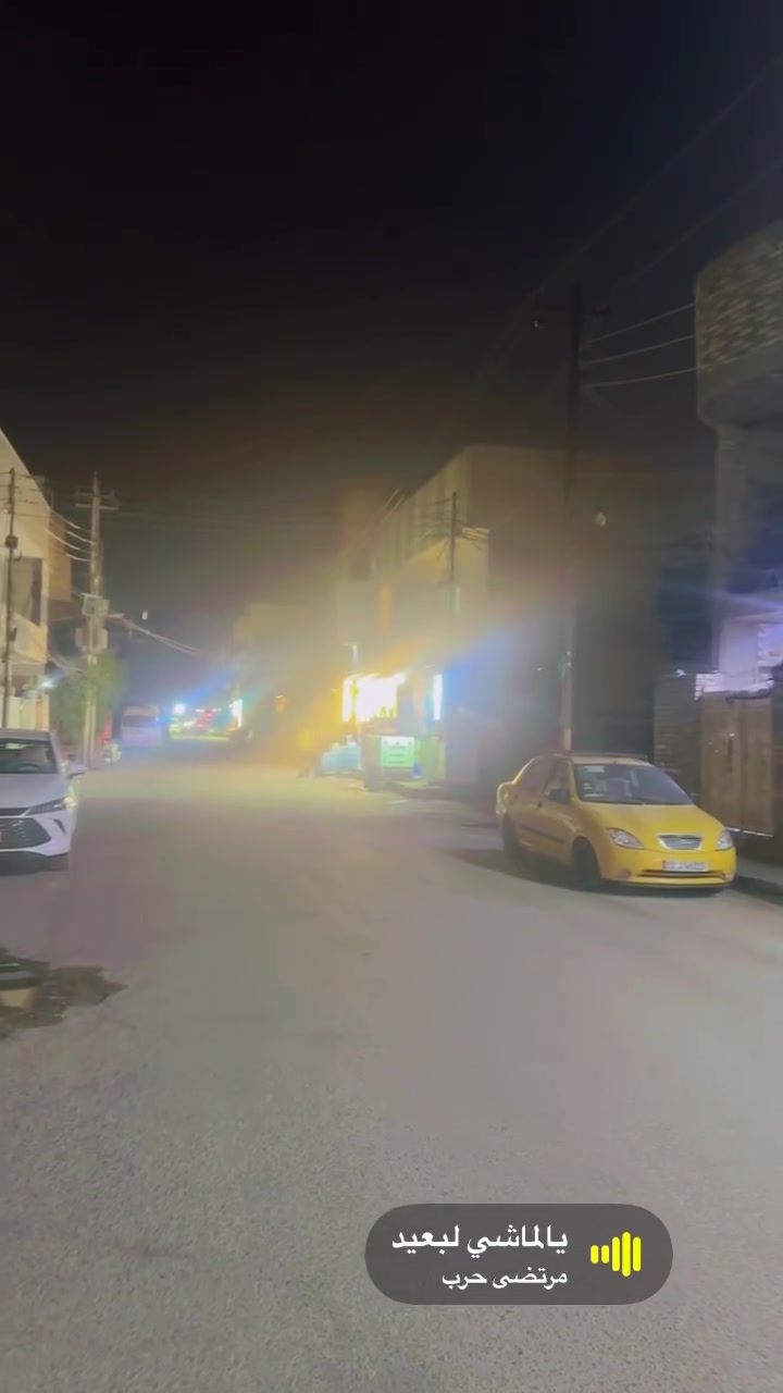 دار للبيع منطقت ضياء الحلفي سند 25 موقع الدار الشارع العريض مدخل باب الدخول البانزين خانه  المساحه 100 م مربع 10 *10 الدار جاهز السعر 235 وبي مجال للشراي
***********
