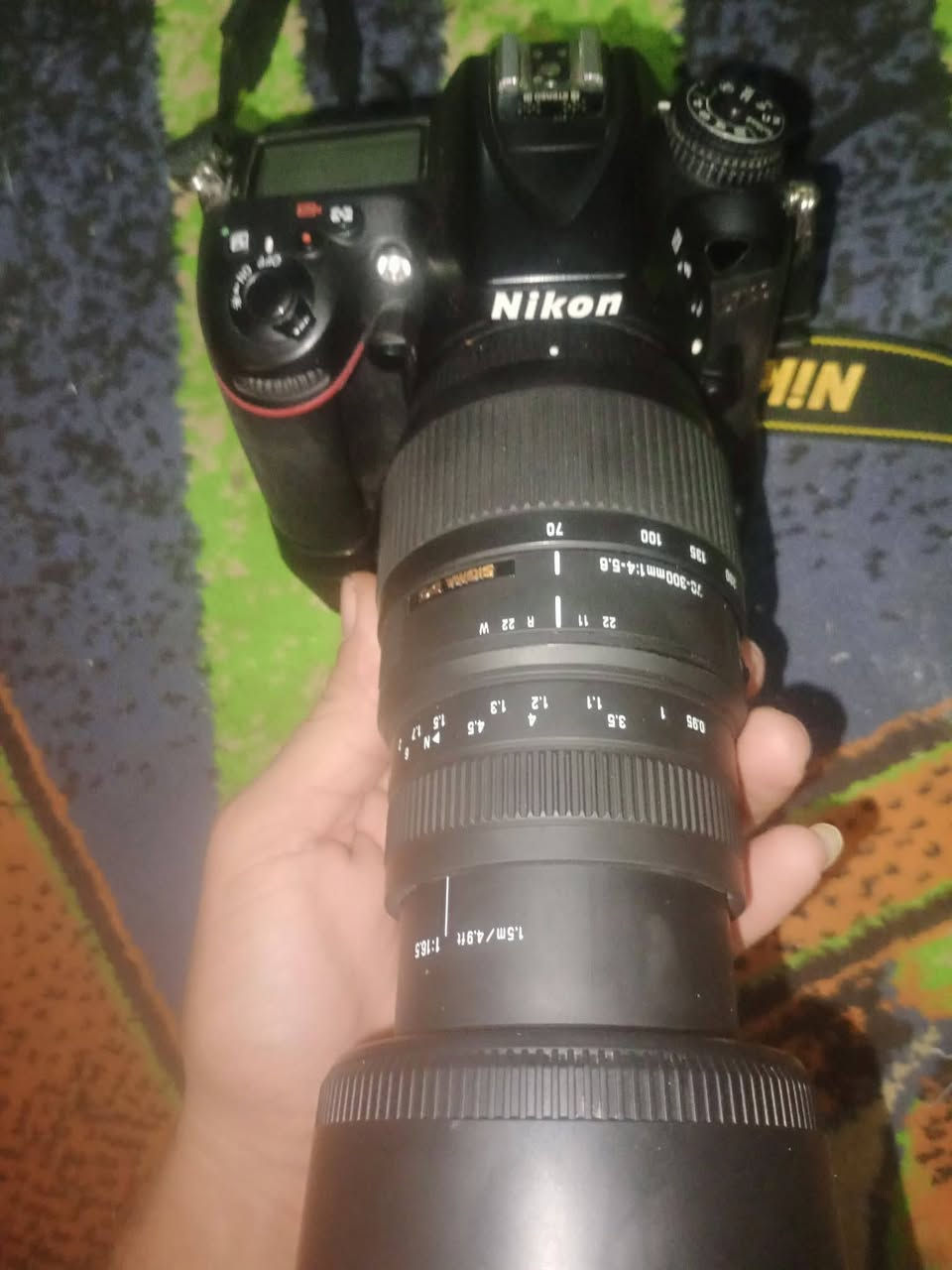 السلام عليكم
للبيع كامرا نيكون 7100 

نضافتهه 90%100 الملحقات

زوم 300.70+هود

بطارية

حزام كتف

كيبل نقل

جنطة 

كرب 
السعر 650 وبيها مجال 

الاستفسار على الخاص
*********** واتساب
