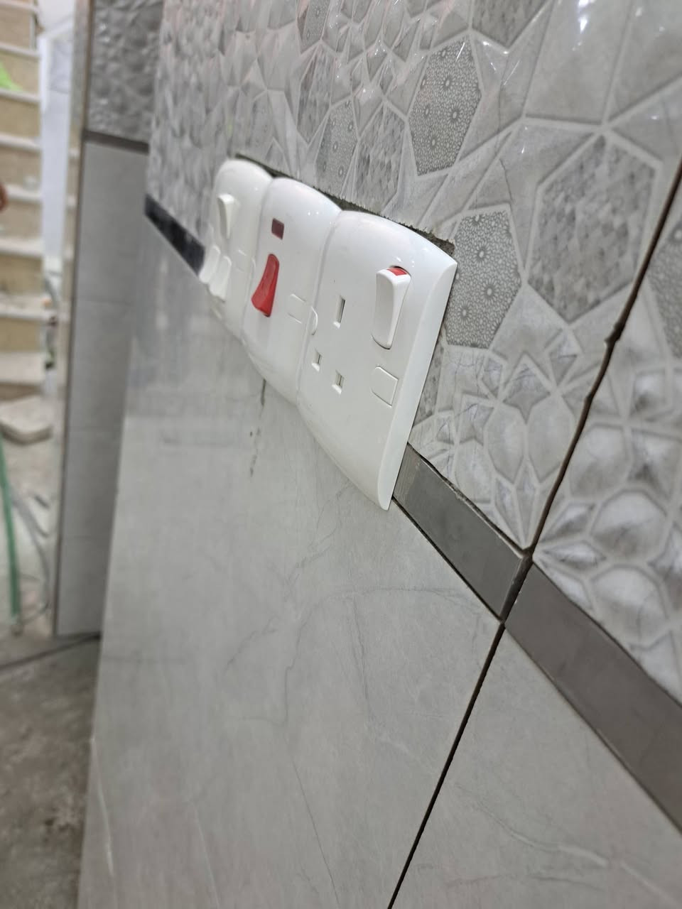 ابو يڤان 
الحداثة في التصميم – الدقة في التنفيذ 
‏
‏📞
‏ ‪*********** 
لاسعار مناسبه
‏
‏
‏
‏🔹 تأسيس الكهربائيات المنزلية بأحدث الطرق العالمية

‏نضام ستلايت 📡

‏🔹 أنظمة صوت – صورة (سبيكرات + كاميرات مراقبة)

‏🔹 تنفيذ أعمال الأتري كيبل

‏🔹 نقطه السيمز 4
نطقه البوري 6
‏
‏⚡ شغل مضمون – خبرة + التزام – تصميم حديث
