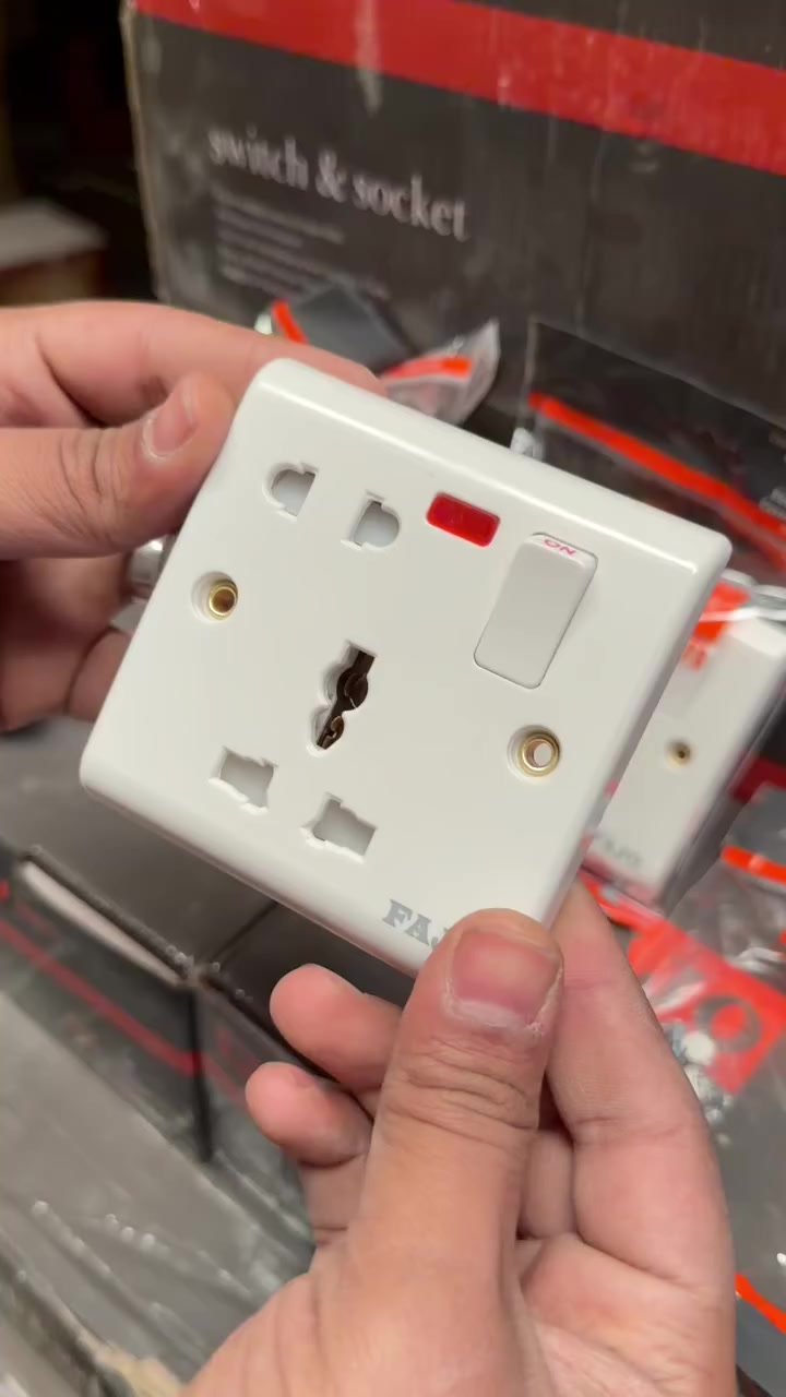 🔌 بلك سويج دبل جوكر – ماركة فاجو المعروفة 🔌⚡️

💎 نحاس 100% أصلي
🎨 اللون: أبيض ستندر السوق
📦 تعبئة الكارتون: 100 قطعة (دبل جوكر فقط)

💰 سعر الكارتون: 150 ألف

✅ شرط الفحص أمام المندوب – افحص واستلم براحتك

📞 رقم الهاتف: ***********
🔗 التليگرام: https://t.me/Al_watheq7

ماريو لايت… الأصلي ينفحص قدامك �
