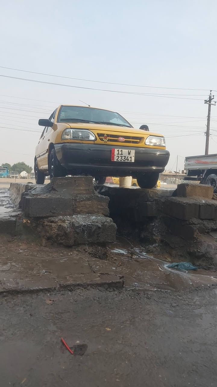 سلام عليكم
سايبا موديل 2015  مبدل بيه باب سايق فقط وبيه فطر قليل في الشاصي ومعمر بدون صبغ تبريد  + تدفئه شغاله رقم بغداد الدولي 
بغداد حي النصر 
***********
