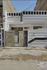رئاسة العبيدي المربع الذهبي • ١٢٥م • طابق ونص
