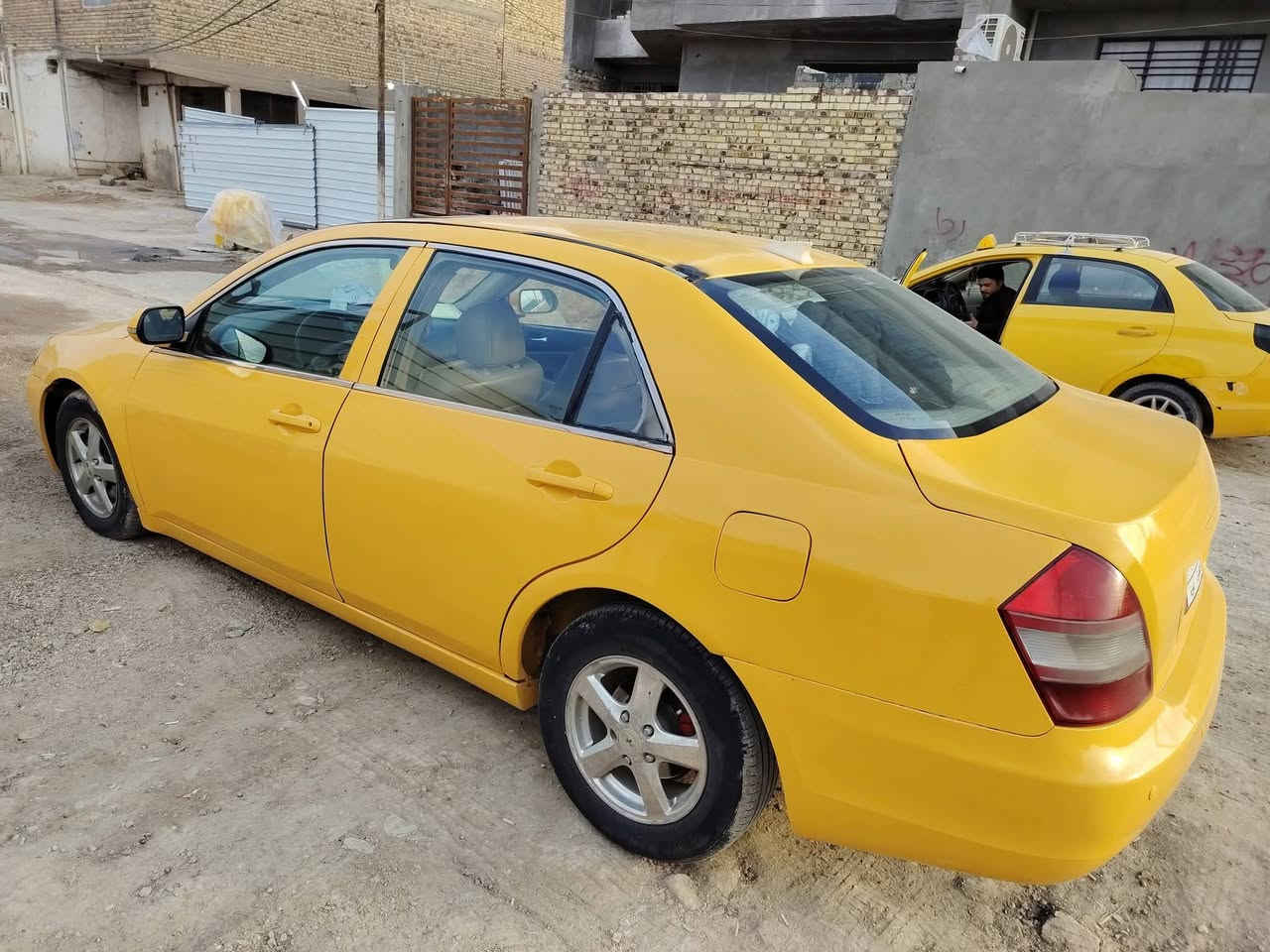 بي وايدي اف 6 موديل 11 سياره جاهزه كير مكينه حدازيه خير من الله كهربائيات كلها شغاله السياره مناقصها شي بيها ضربه جاملغ وبنيد سعر 40 وبيها مجال عنوان السياره بابل وكاله بسمنه رقم الموبايل ***********
