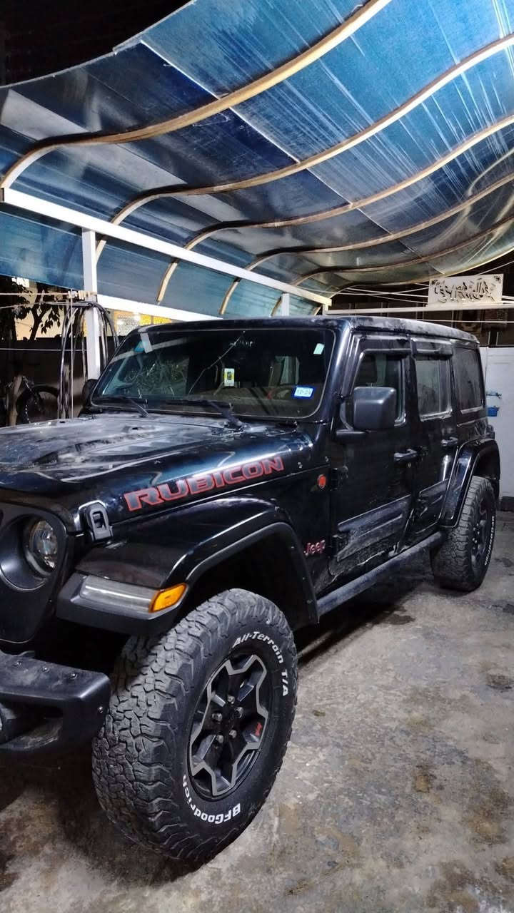 للبيع جيب لانكلر فول مواصفات نوع روبكان سقف كهربائي جلد محرك 3000 ديزل رقم بغداد هاتف ***********
