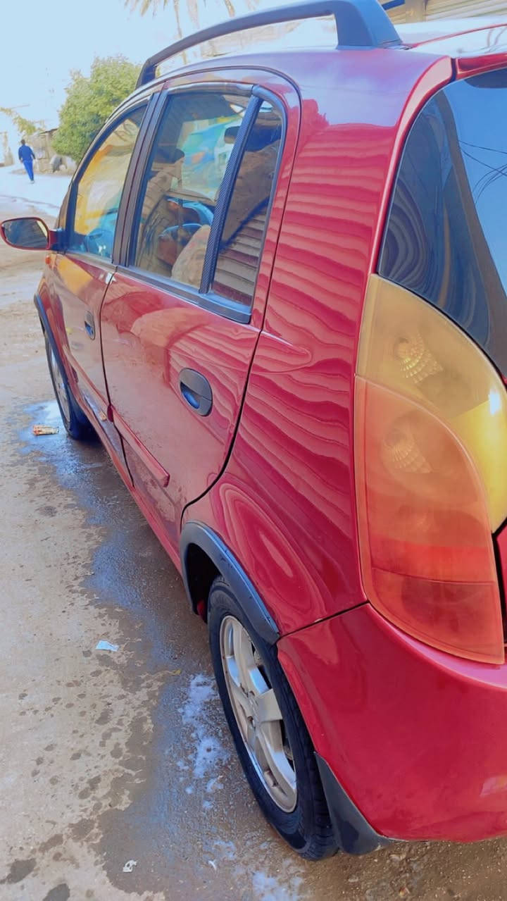 السلام عليكم شيري A1 ٢٠١٢رقم بابل السياره جاهزه من كلشي تبريد شغال تخم تاير حداديه جديده كير محرك وكهربائيات مكفول السعر٣٥ بيه مجال  قليل مكان السياره بابل الاتصال ***********
