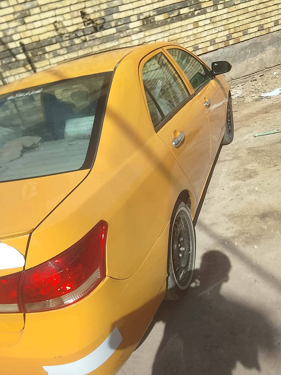 بي واي دي جي ٣ مديل ٢٠١٣ كير  عادي
كير محرك بعينك شوفه منضومه تبريد ٥٠٠ جديد 
مصبوخه حزام بيها هاي ضربه طار بنيد عليها  
مو ضحه بصوره  مكاني بغداد الغزاليه سعرها ٤٥ بيها مجال 
وتساب ***********  فقط وتساب
