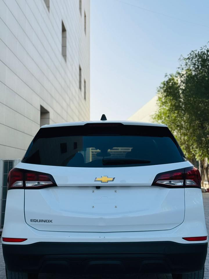 السلام عليكم كونيكس موديل 23 تقرير غرق السياره كلشي على بلادي بس بيها بارد بلجاملق الامامي والباب عكس السايق ما يبين بصور ماشيه 47 ميل بدون رقم وسعر مناسب 148 وبيها شي قليل 
مكان السياره بصره
***********
