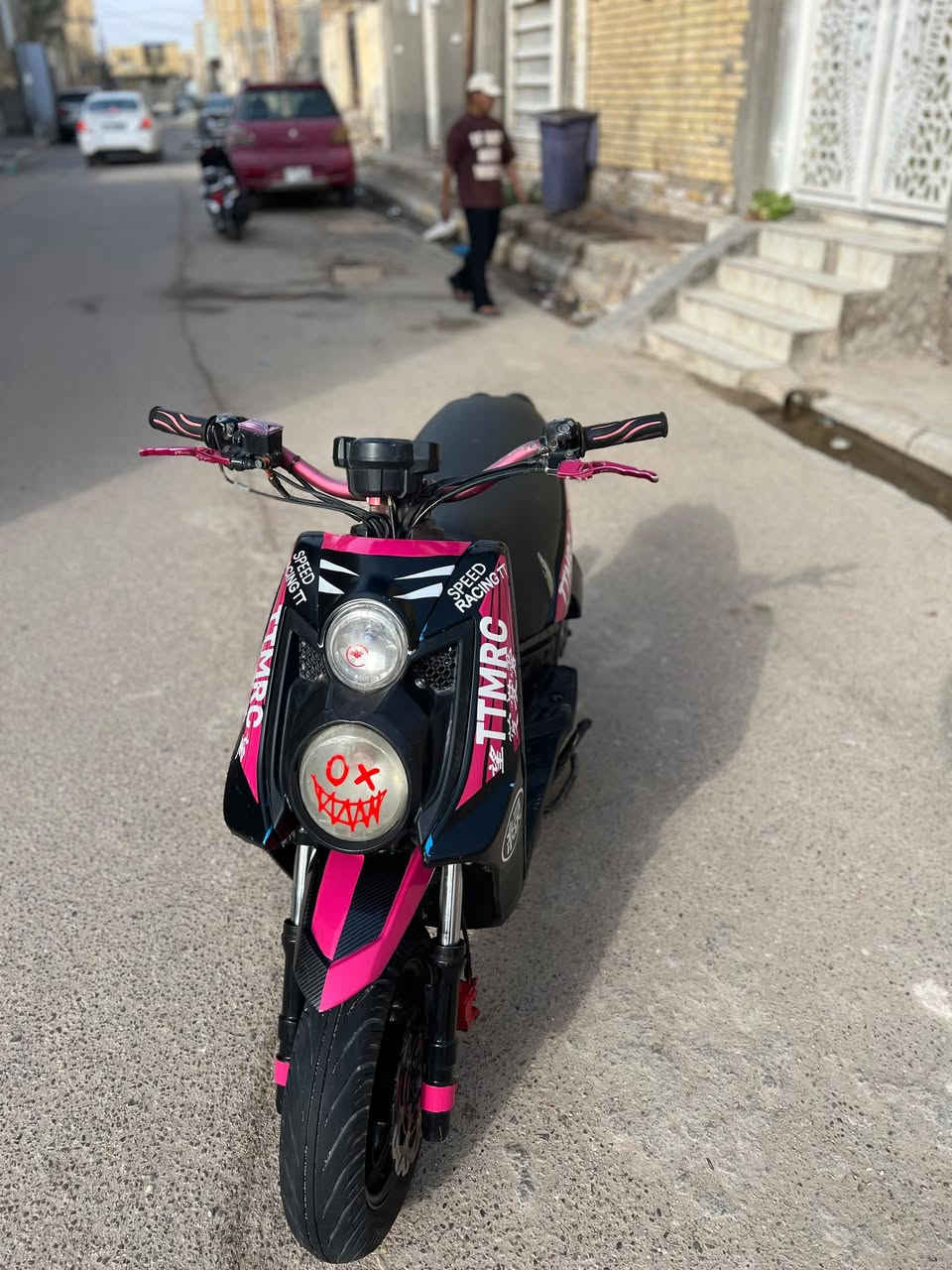 السلام عليكم سكنس جبلي مزوده تزويد خارجي ب الكامل لون كرزي جارد مفتوحه ولفات مشيهه حلو نكرة بك وقت تجي وتشوفهه بعينك كلش مرتبة  كهربائيات كامله 650وبيهه مجال  مكاني ناصرية مركز تواصل خاص او ***********
